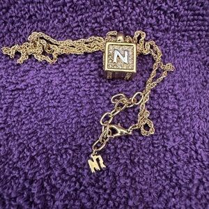 Sparkling Nina Ricci necklace